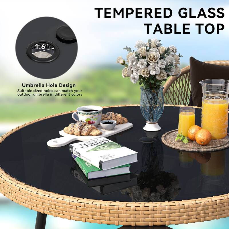 Round 4 - Person Outdoor Dining Set