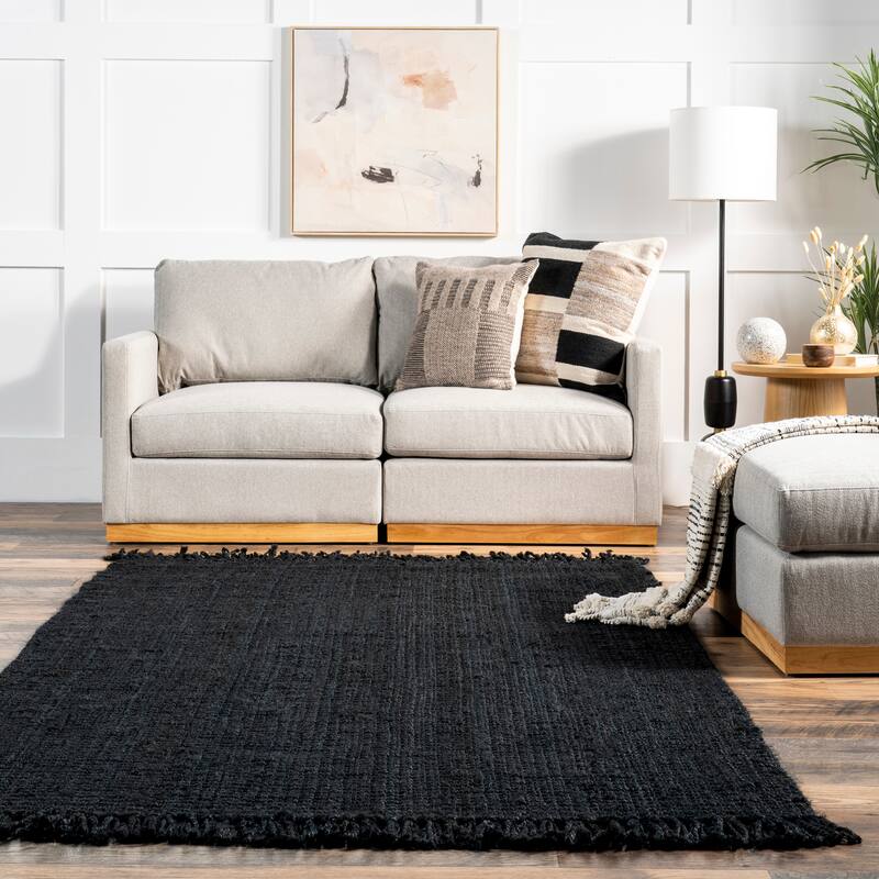 Nuloom Delilah Solid Chunky Jute Tassel Area Rug