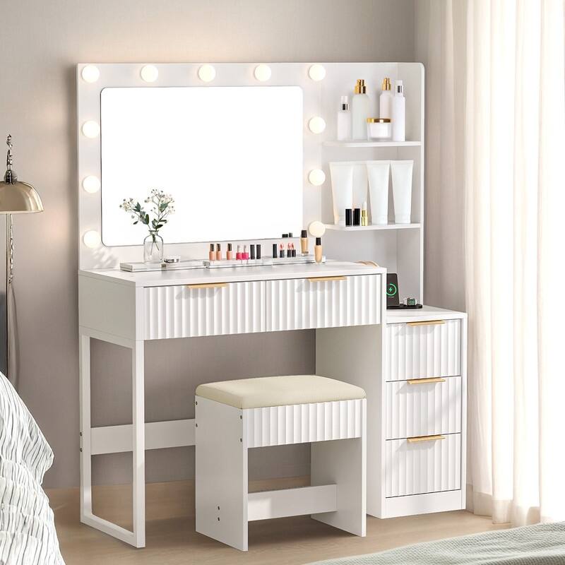 Particle Board Veneered with Textured Melamine, 5-drawer 2-Shelf, comes with 11 Three-color Dimmable Bulbs, Dressing Table Set