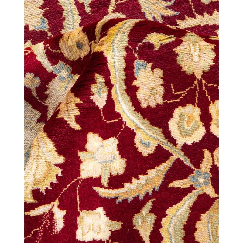 Overton Handknotted Wool Traditional Oriental Red Area Rug - 4' x 6'