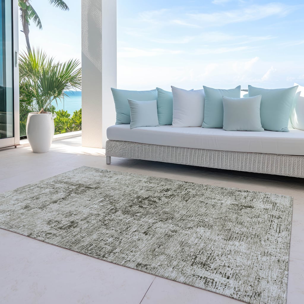 Machine Washable Indoor/ Outdoor Abstract Solid Chantille Rug