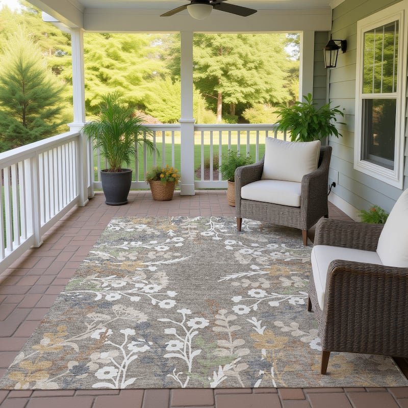 Machine Washable Indoor/ Outdoor Floral Border Chantille Rug