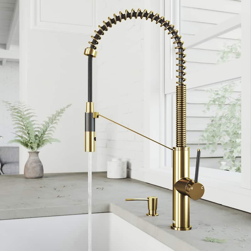 VIGO Livingston 24" H Single Handle Pull-Down Sprayer Kitchen Faucet