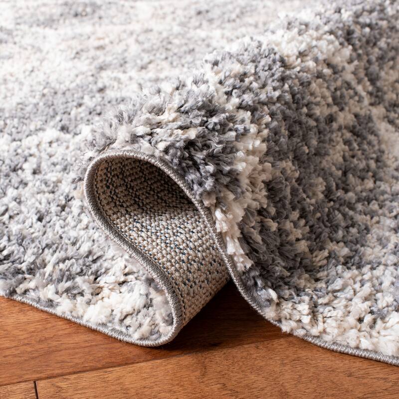 SAFAVIEH Montreal Shag Pearline 2-inch Thick Rug