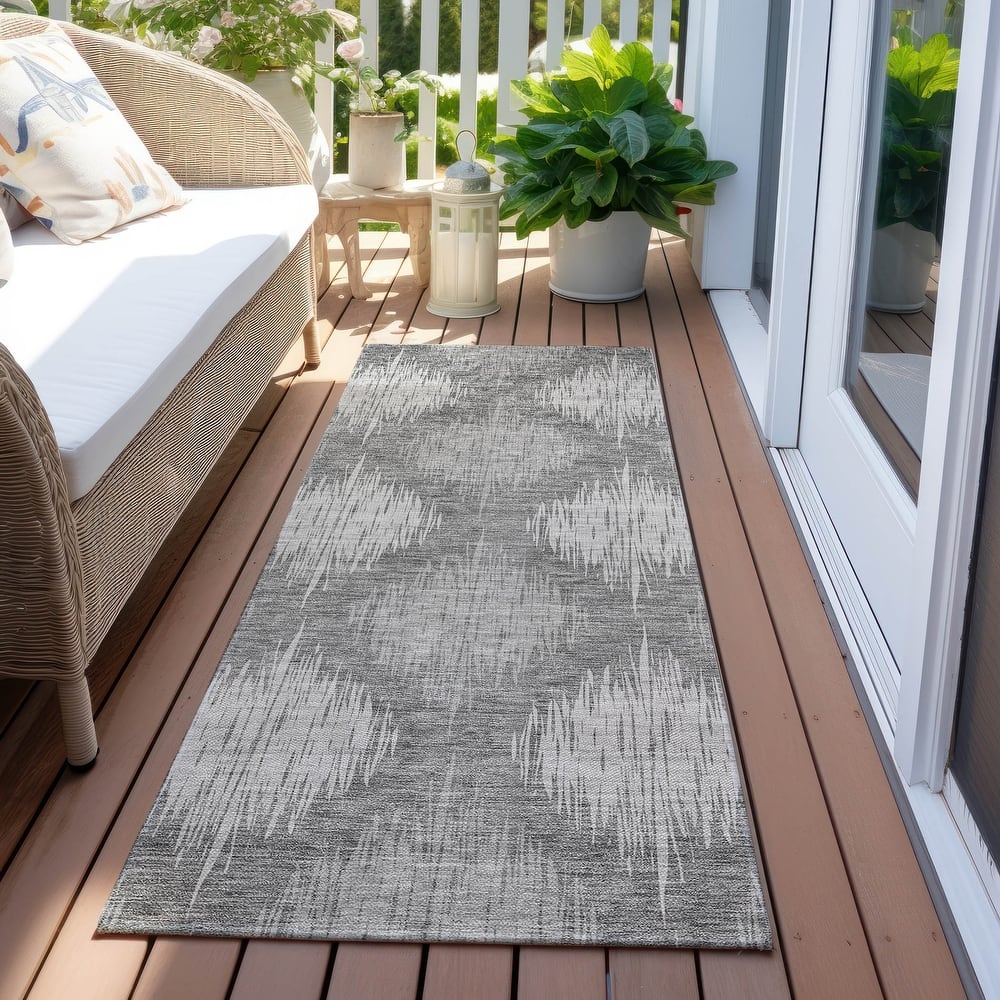 Machine Washable Indoor/ Outdoor Chantille Contemporary Geo Rug