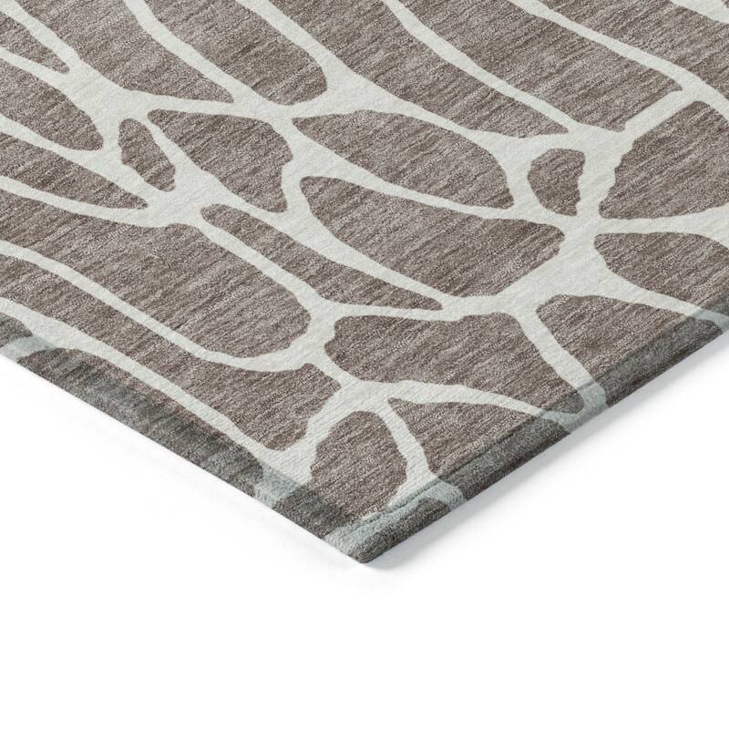 HomeRoots Geometric Transitional Rectangle Outdoor Rug
