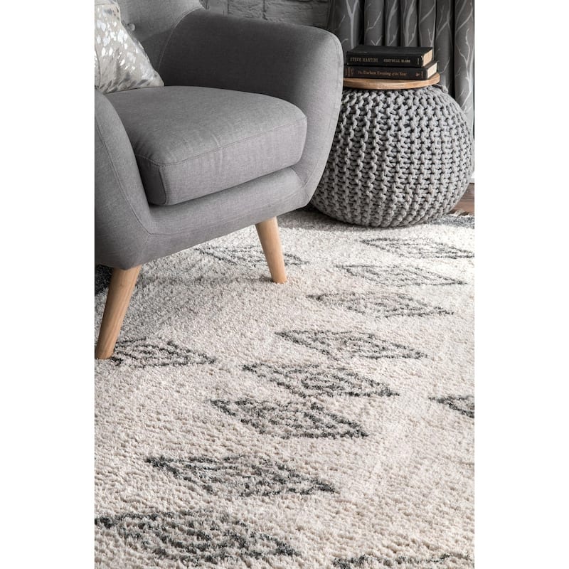 Nuloom Boho Natural Plush Fuzzy Tribal Shag Rug