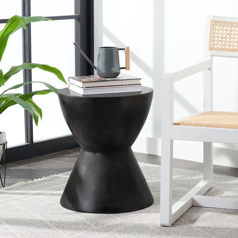 SAFAVIEH Elektra Indoor/ Outdoor Modern Black Concrete Round Accent Table - 14.9" W x 14.9" L x 17.7" H - 15Wx15Dx18H - Black
