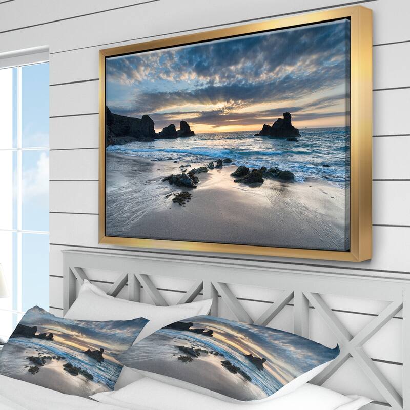 Designart "Beautiful Porthcothan Bay" Seashore Framed Canvas Art Print