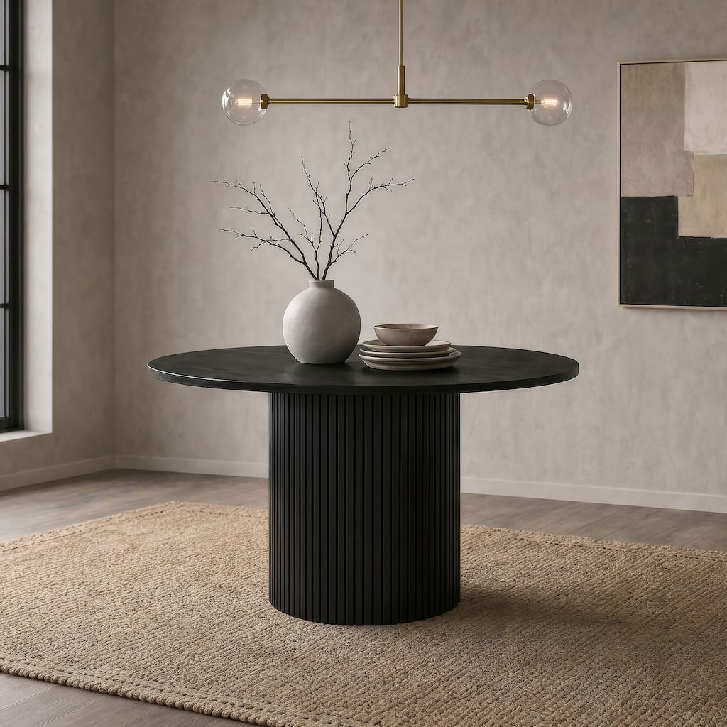 Hamlyn 47-inch Round Wood Dining Room Table