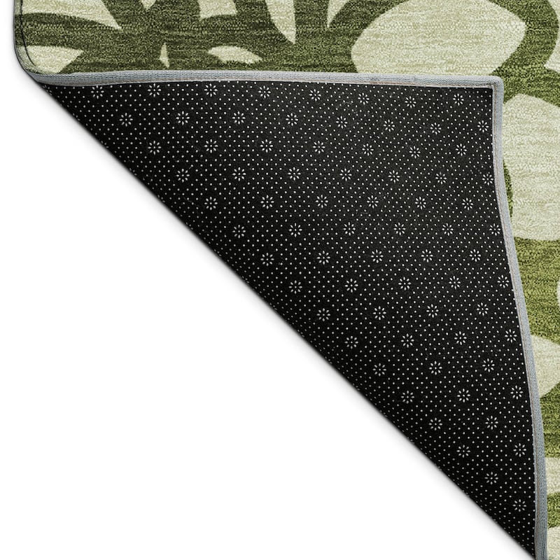 Machine Washable Indoor/ Outdoor Floral Craze Chantille Rug