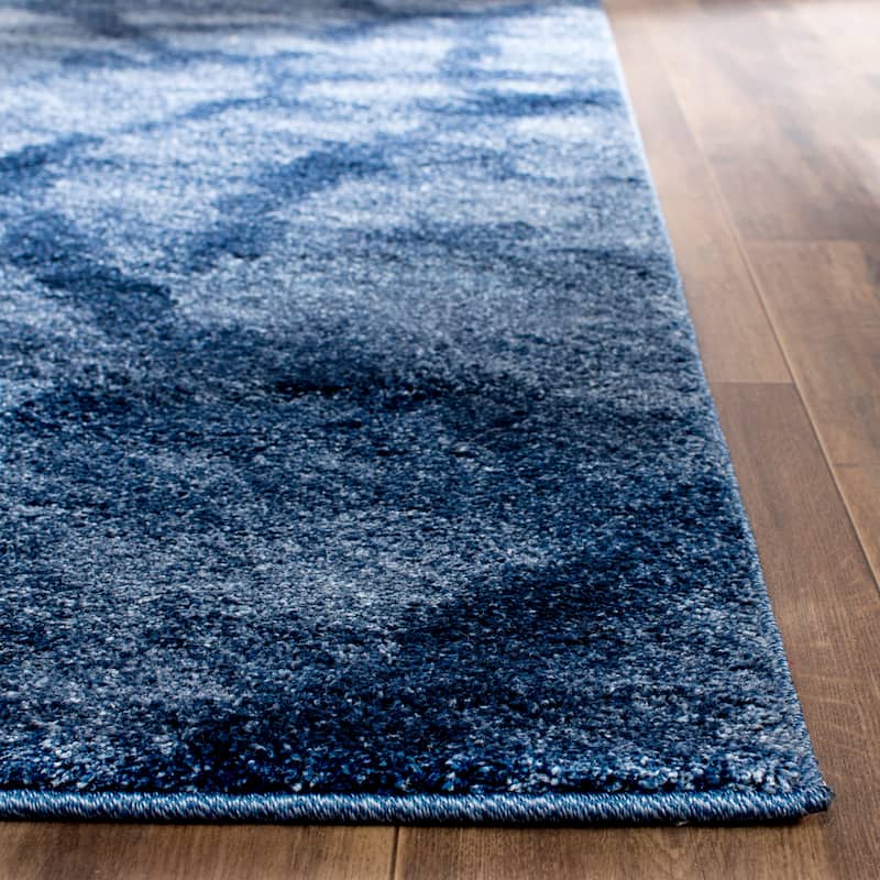SAFAVIEH Retro Delfina Modern Abstract Distressed Rug