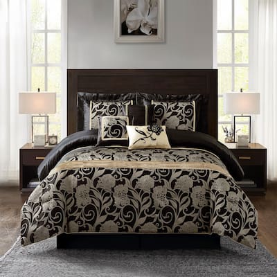 Nanshing Brie Silver and Black 7-Piece Comforter Set