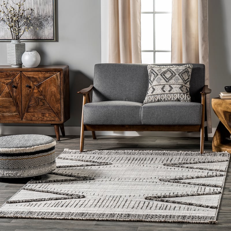 Nuloom Lyla Modern Geometric Tassel Area Rug - 5' x 8' - Light Grey - Rectangle