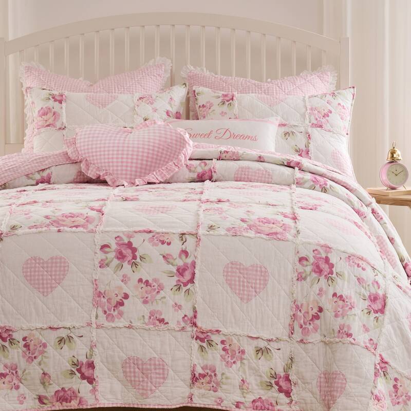 Greenland Home Fashions Veronica's Hearts Reversible Quilt Set