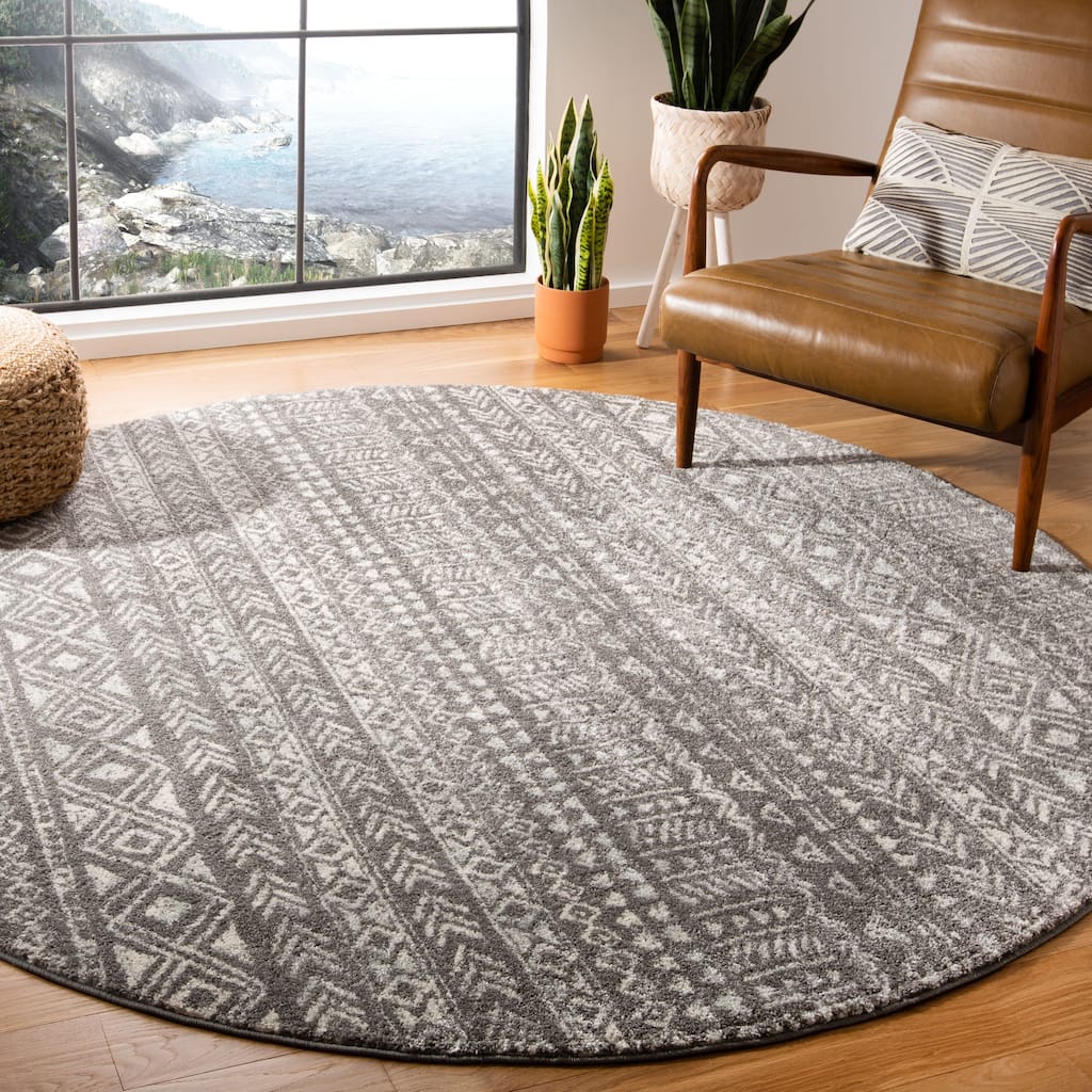 SAFAVIEH Tulum Sophronia Moroccan Boho Rug - 6'7" Round