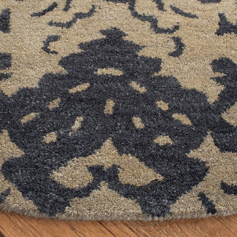 SAFAVIEH Handmade Wyndham Karri Modern Wool Rug