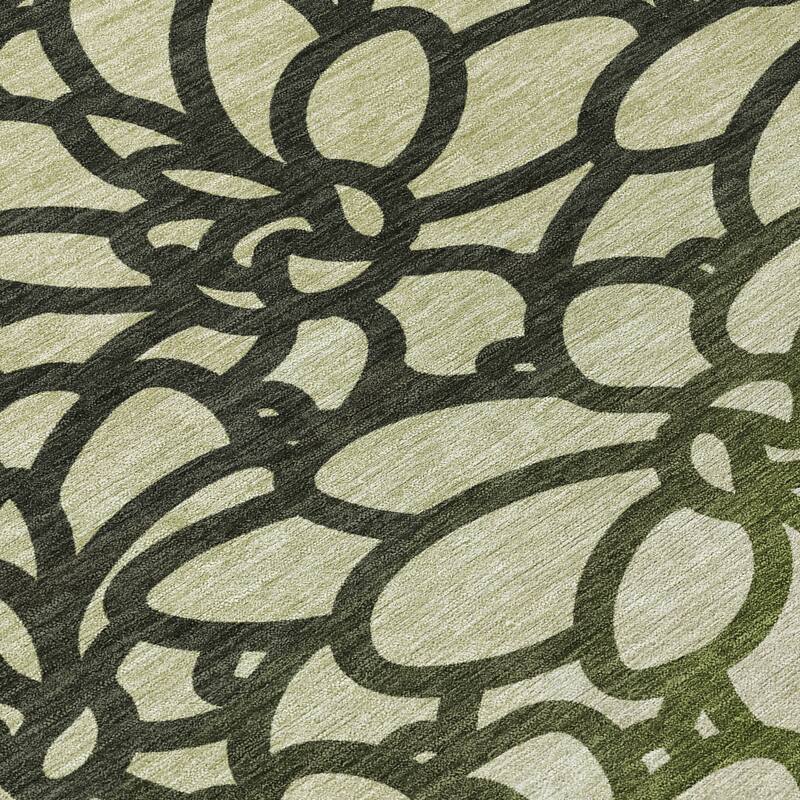 Machine Washable Indoor/ Outdoor Floral Craze Chantille Rug