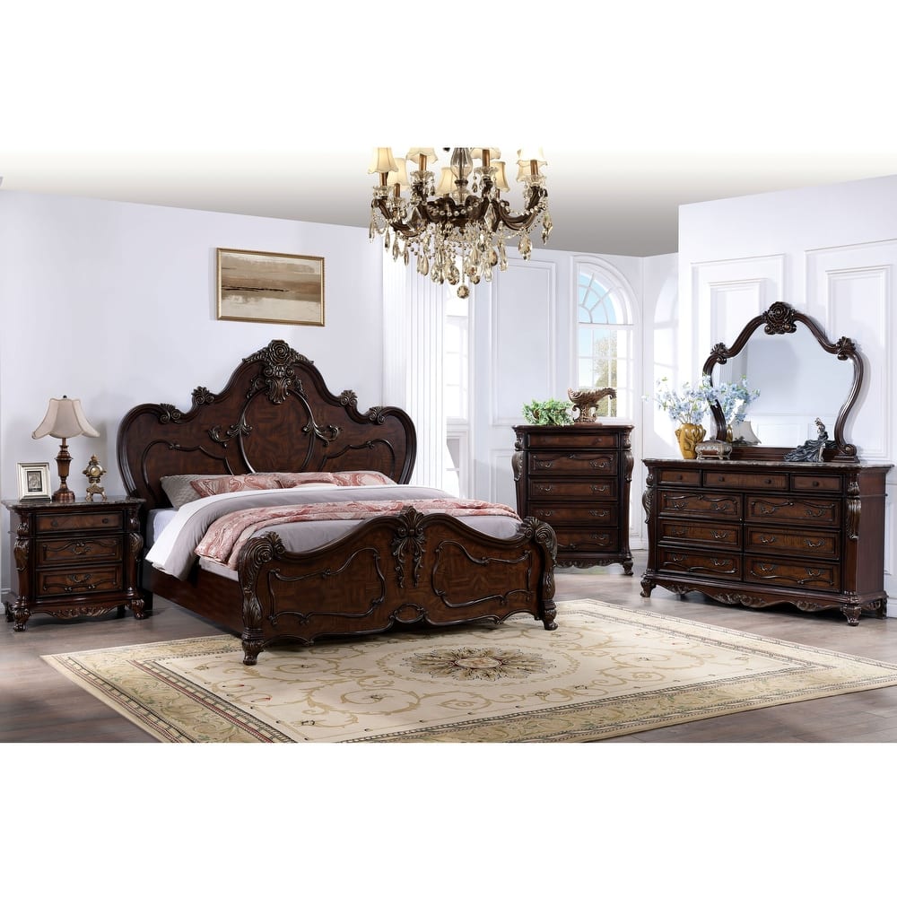 Furniture of America Eugene Traditional Solid Wood 5-Piece Panel Bedroom Set