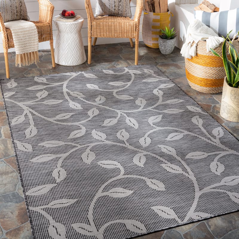 Artistic Weavers Otis Indoor / Outdoor Floral Area Rug