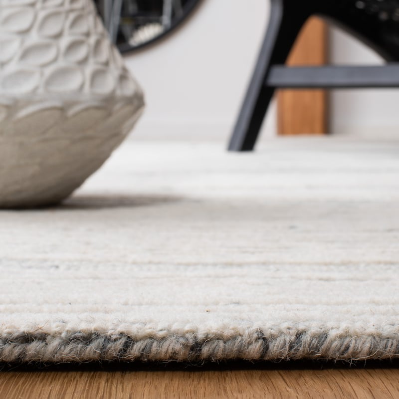 SAFAVIEH Handmade Metro Annarosa Modern Abstract Wool Rug