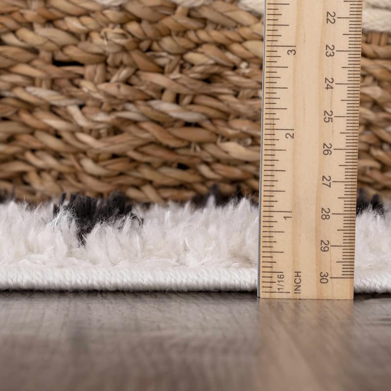 Hauteloom Cansu Living Room, Bedroom Area Rug - Contemporary - Plush Pile - Black - 2' x 3'