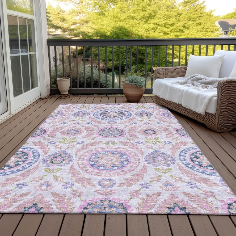 Machine Washable Indoor/ Outdoor Chantille Boho Suzani Rug