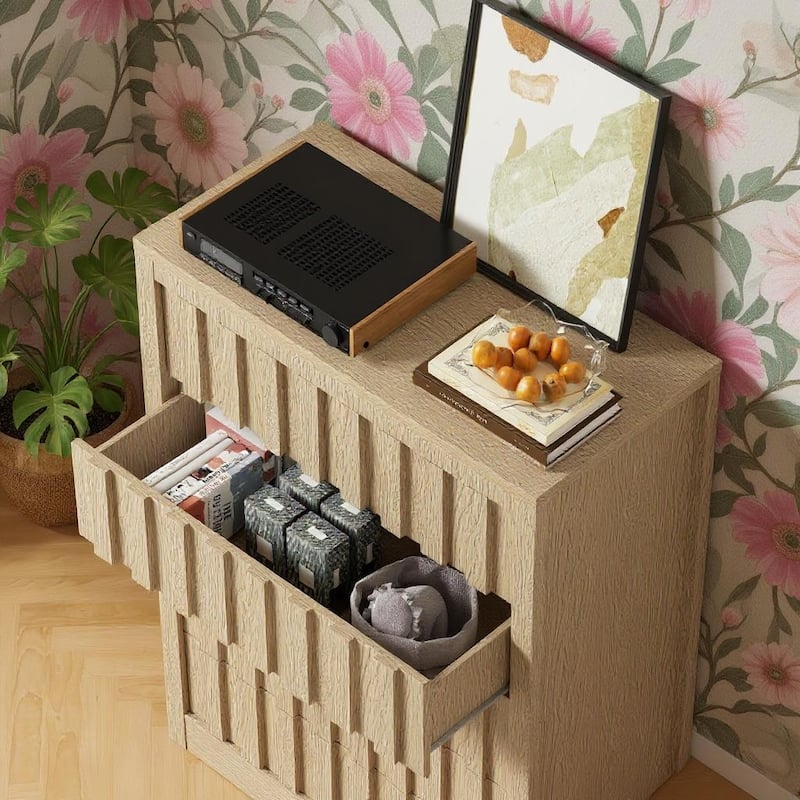 5 Drawers Fluted Dresser, with Handleless