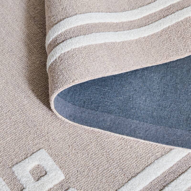 Martha Stewart by SAFAVIEH Handmade Fulgenzia Wool Rug