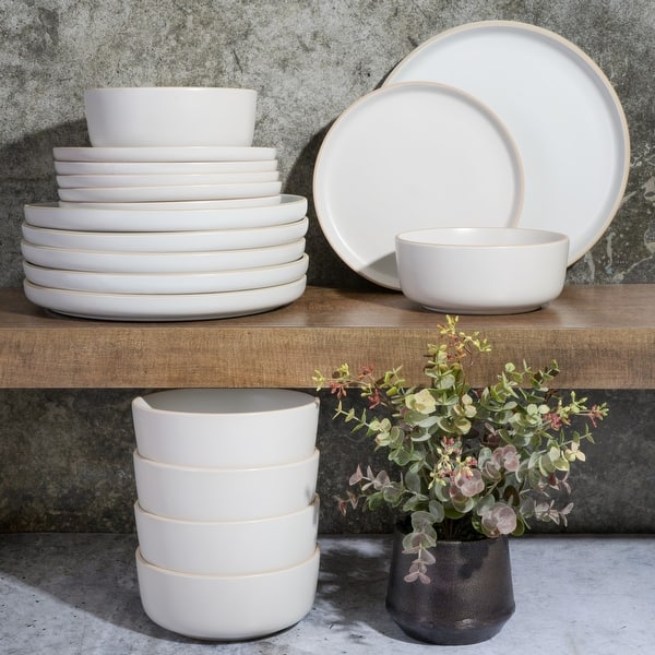 Gibson Home Zuma 18 Piece Dinnerware Set - White