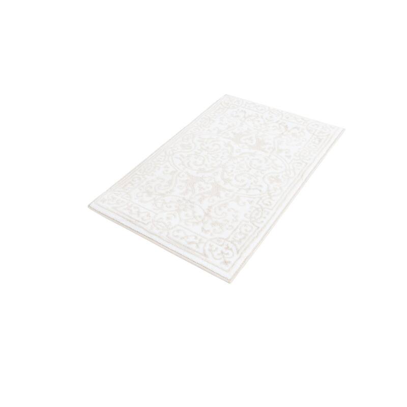 Traditional Wralvale Collection Area Rug