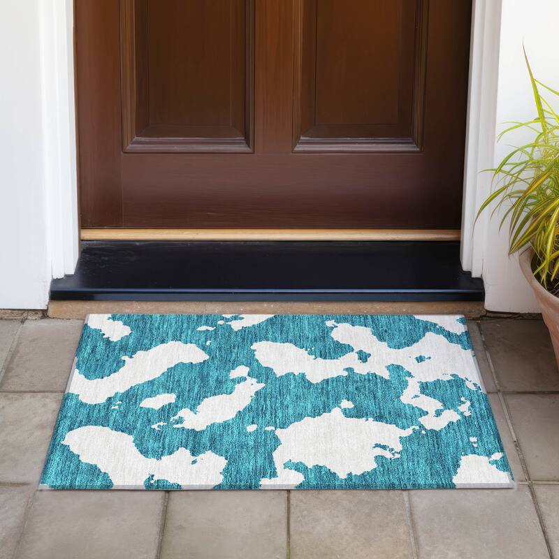 Machine Washable Indoor/ Outdoor Contemporary Abstract Chantille Rug - Teal - 1'8" x 2'6"