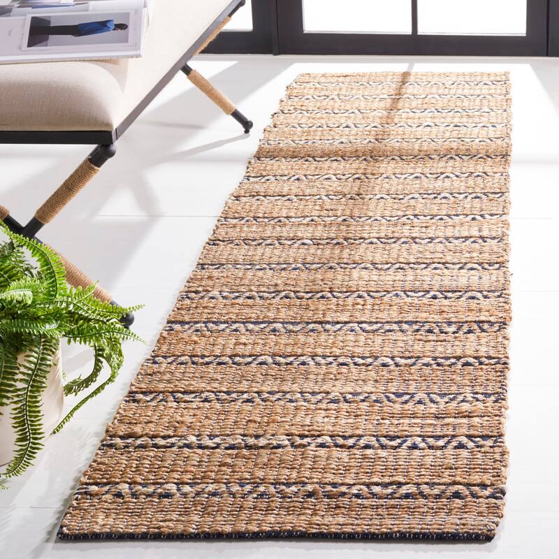 SAFAVIEH Handmade Natural Fiber Carmelina Geometric Seagrass Rug - 2'3" x 8' Runner - Navy/Natural