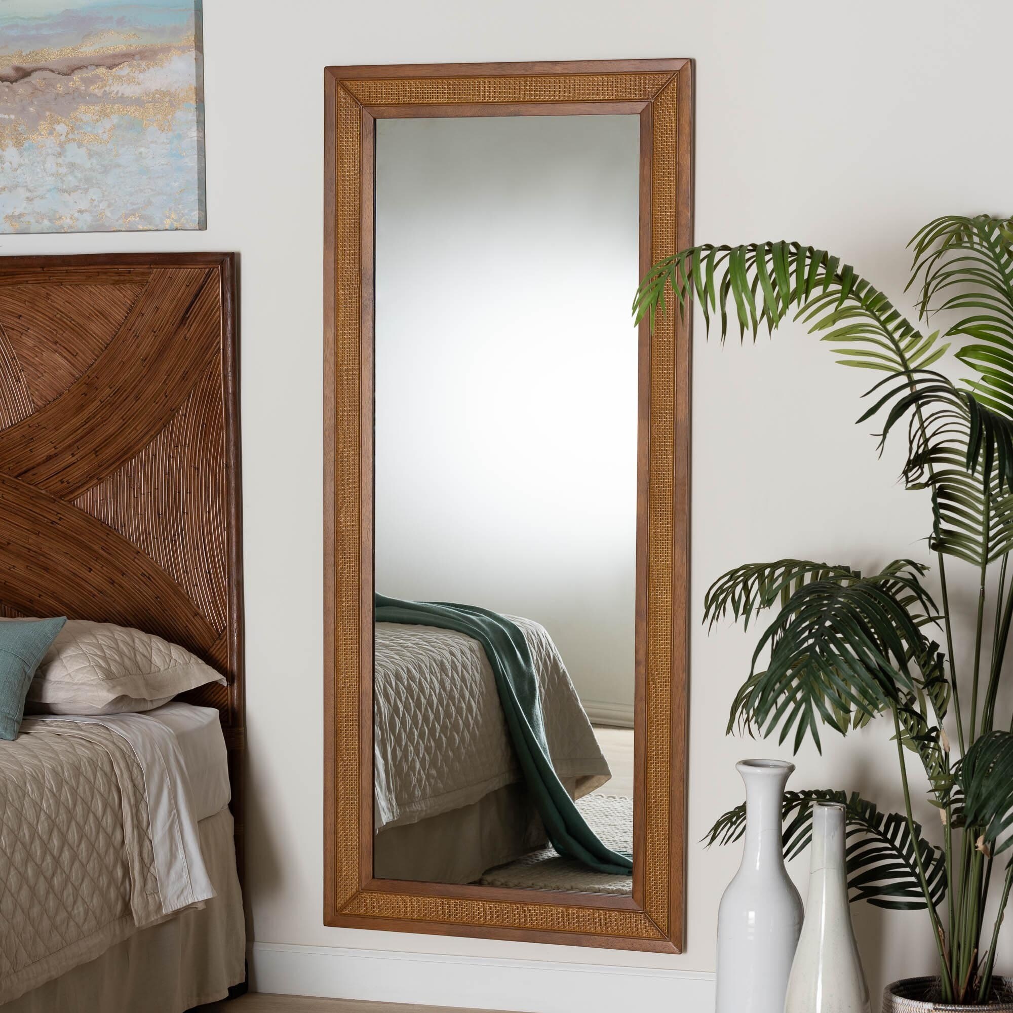 Plantation Grown Timbers ミラー Amazon.com: WallBeyond Circle Mirror with Wood Frame, 28