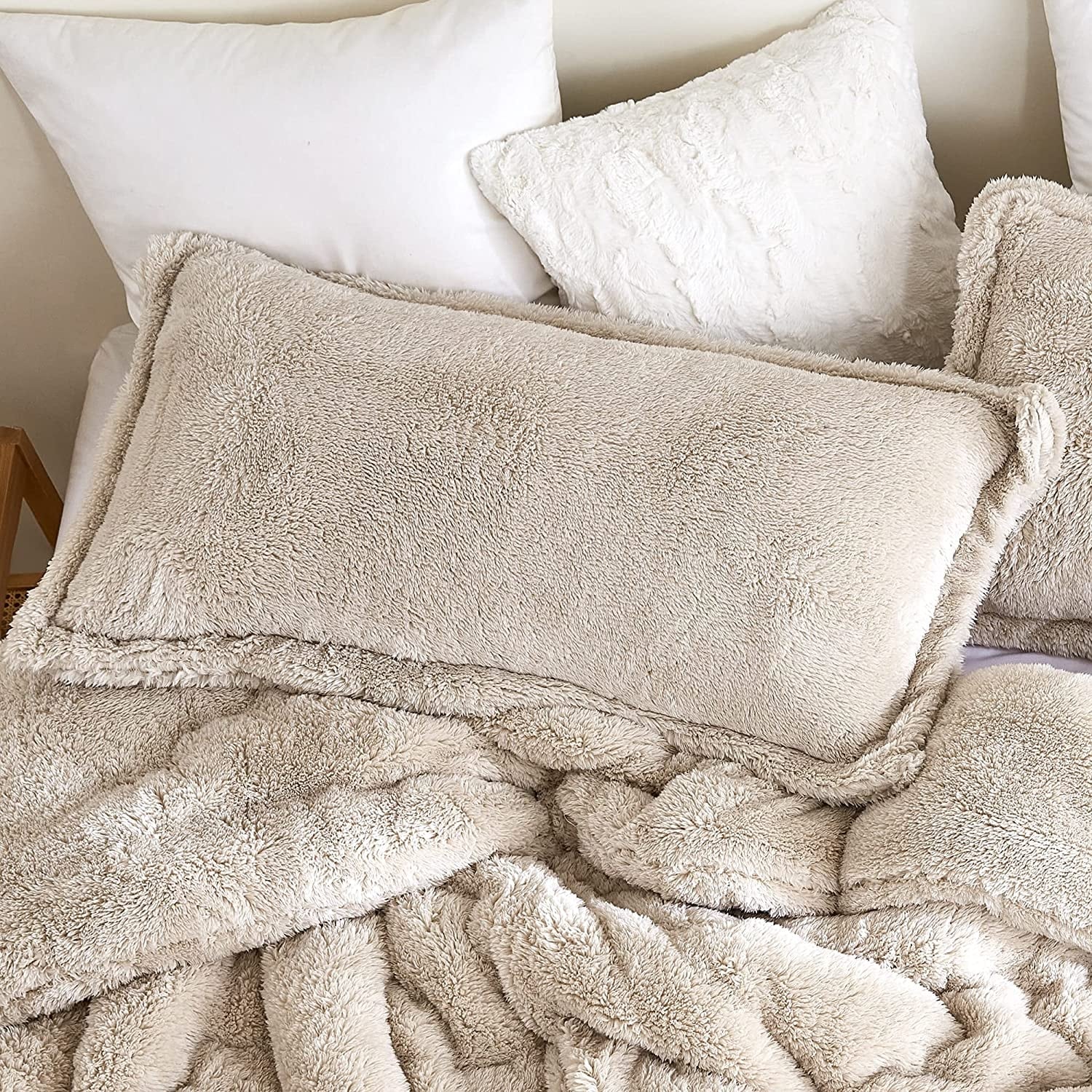 Pillow shams bed clearance bath and beyond