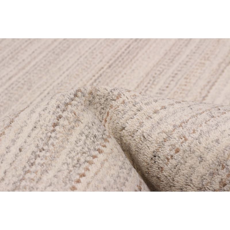 ECARPETGALLERY Hand Loomed Kashkuli Gabbeh Ivory Wool Rug - 5'6 x 7'7