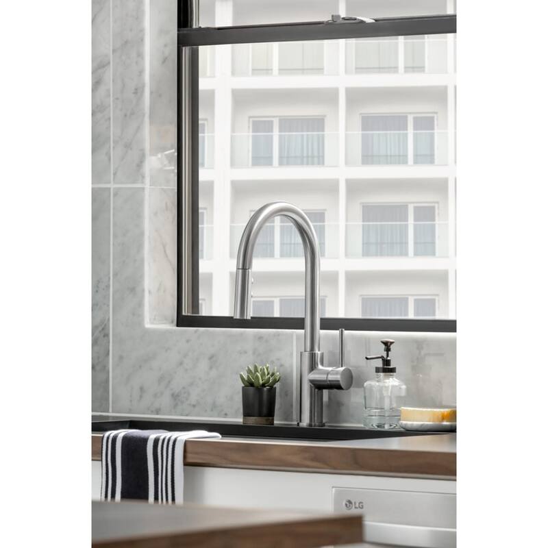 Miseno MNO191L Mia 1.8 GPM Pull Down Kitchen Faucet