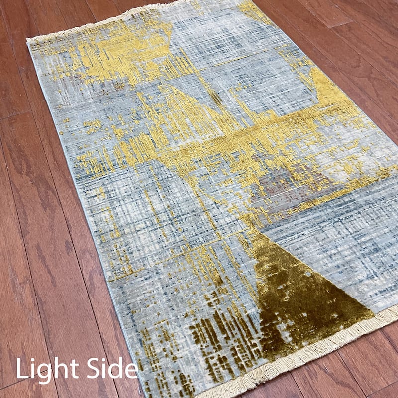 HERAT ORIENTAL Turkish Modern Erased Design Wool & Silk Rug - 2' x 2'11"