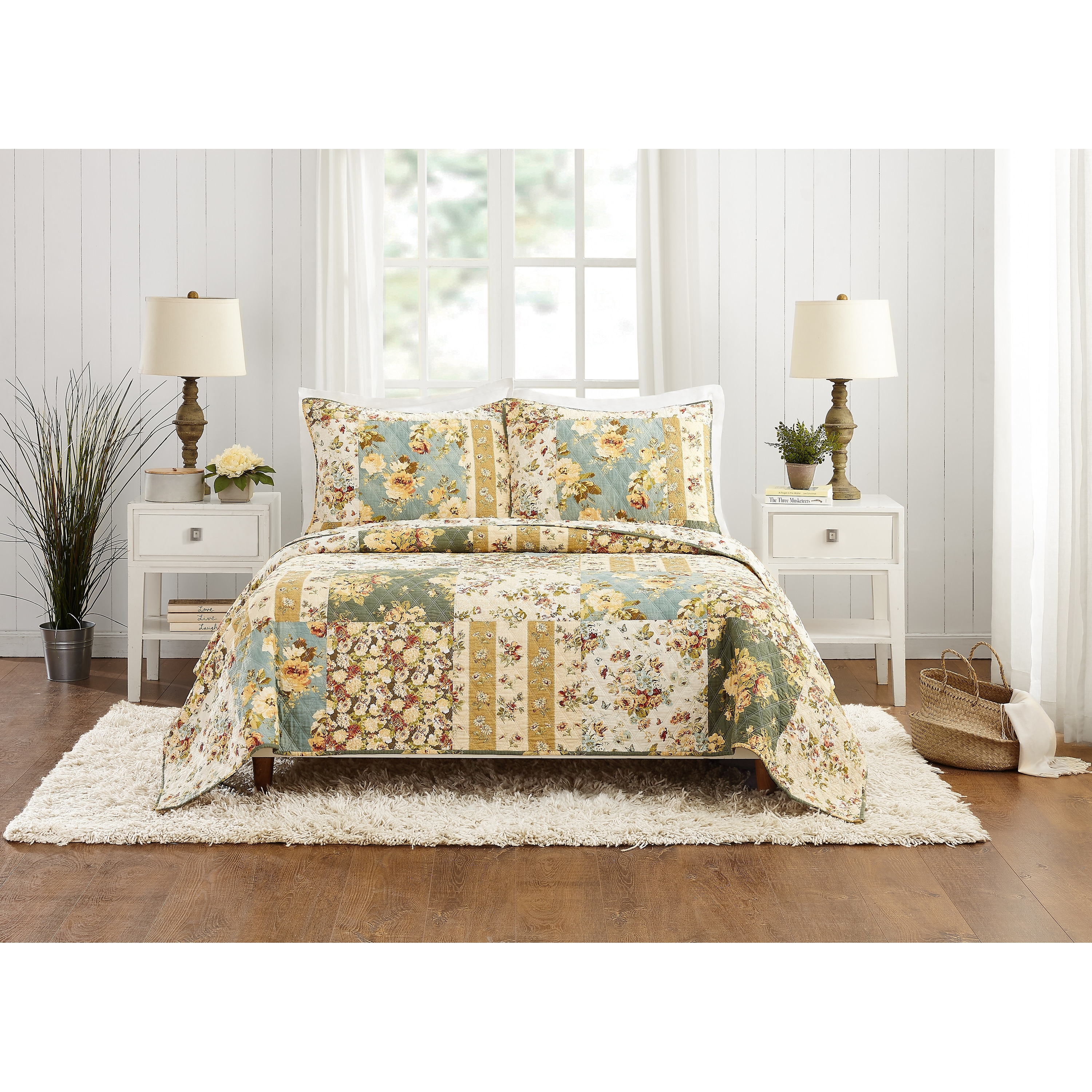 Modern Heirloom Floral Patch Quilt Set On Sale Bed Bath  Beyond  33060309