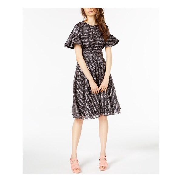 below the knee dresses with short sleeves