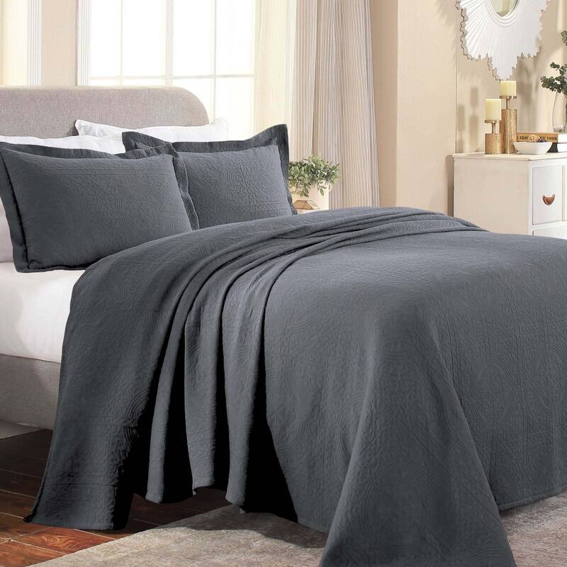 Superior Fleur De Lis Cotton Decorative Bedspread Set