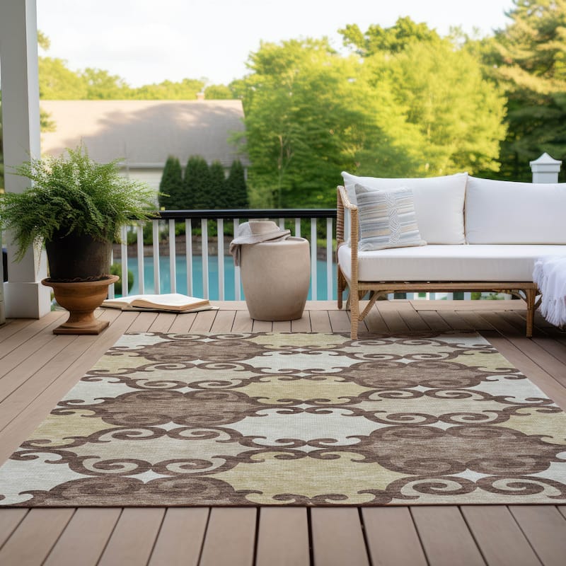 Machine Washable Indoor/ Outdoor Chantille Traditional Scroll Rug