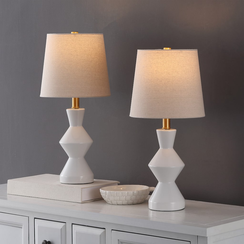 SAFAVIEH Couture Noven, 21-inch, Ceramic Table Lamp (Set of 2) - 10"W x 10"D x 21"H