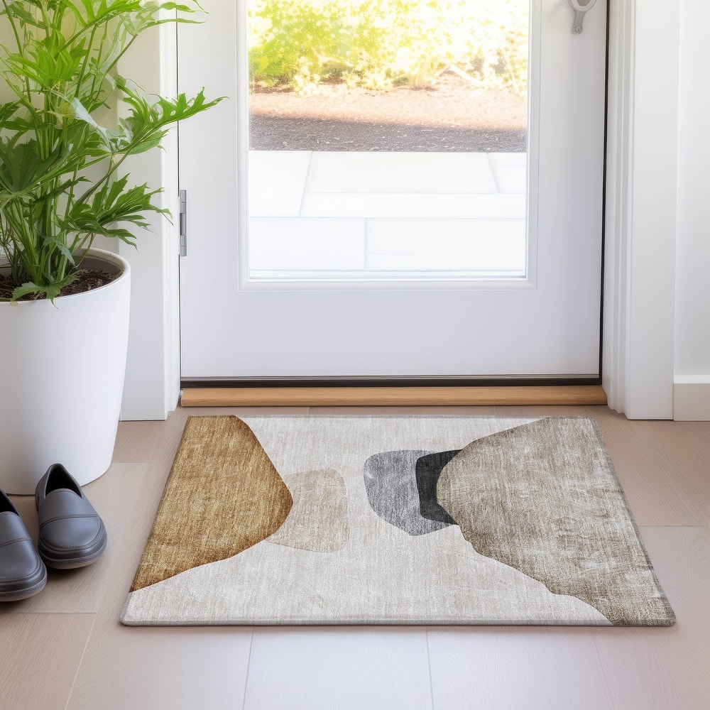 Machine Washable Indoor/ Outdoor Modern Abstract Chantille Rug