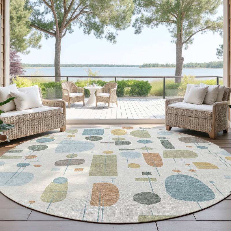 Machine Washable Indoor/ Outdoor Contemporary Fun Chantille Rug - Ivory - 8' x 8'