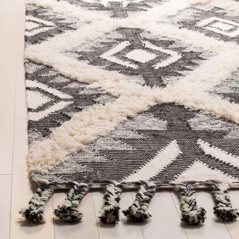 SAFAVIEH Hand-knotted Kenya Sacha Southwestern Tribal Wool Rug