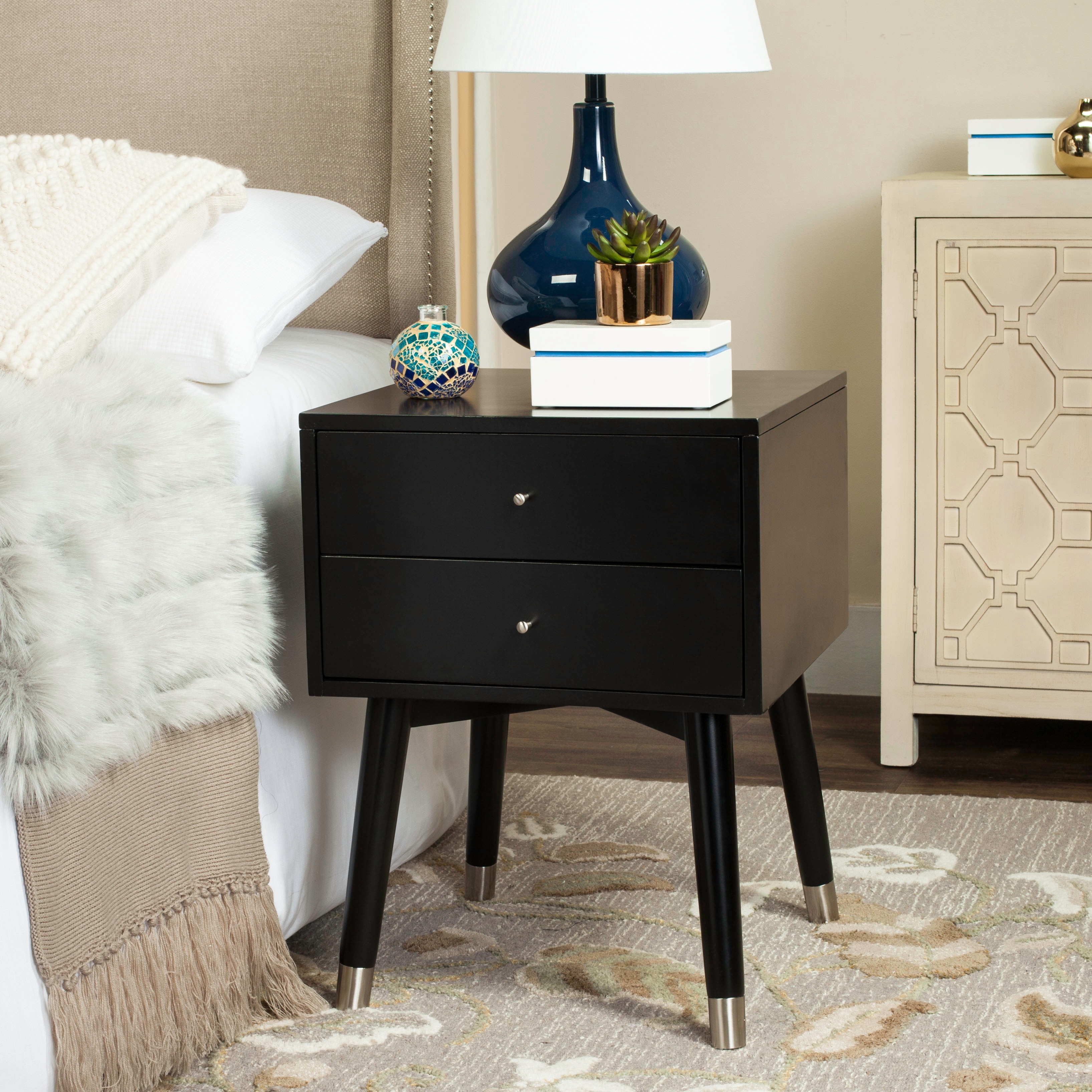 SAFAVIEH Lyla Mid Century Retro Black / White Silver Cap Nightstand