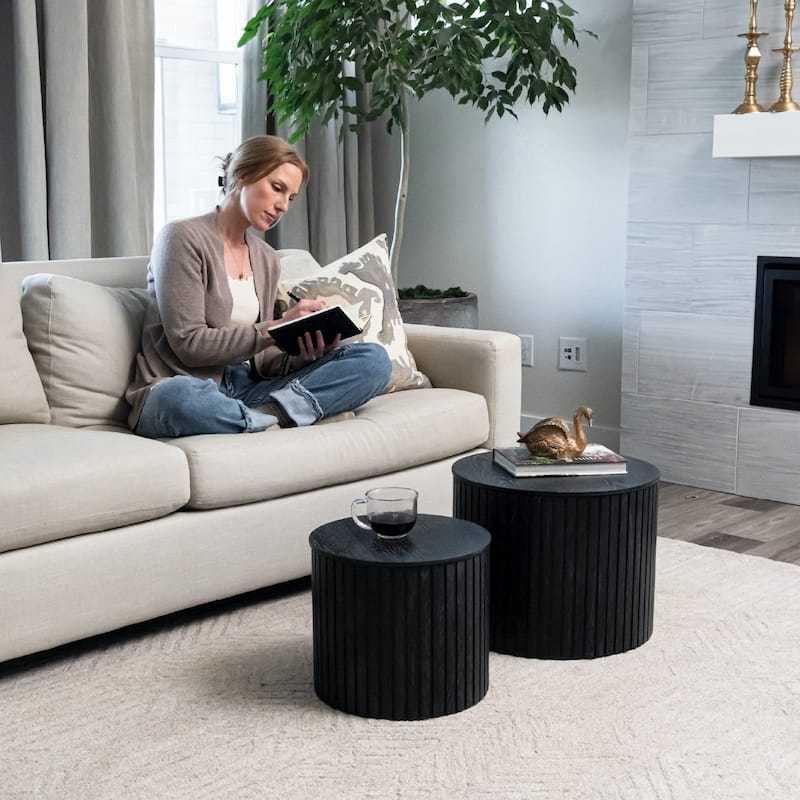 Maven Lane Austin Nesting Tables 2 Piece