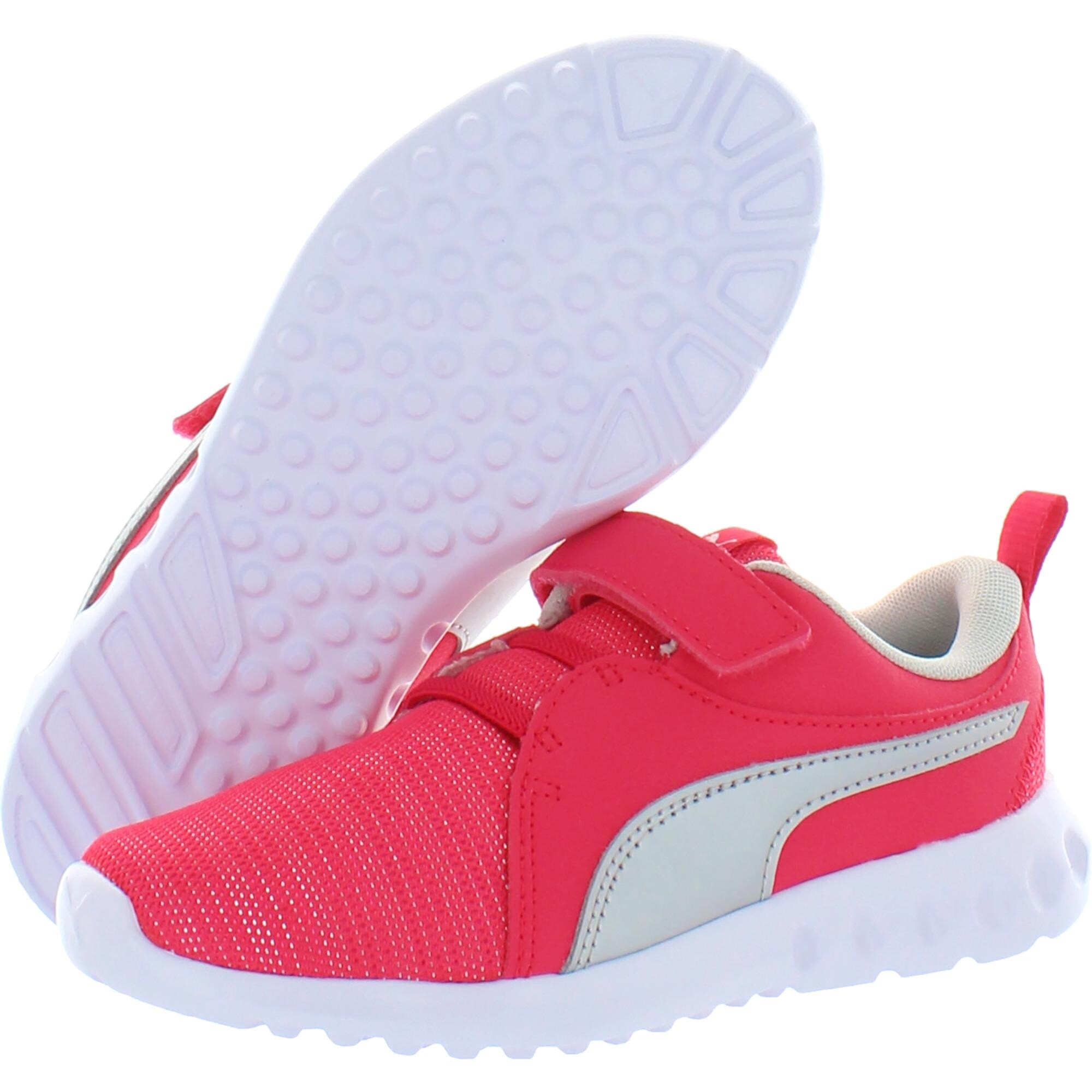 little girl walking shoes