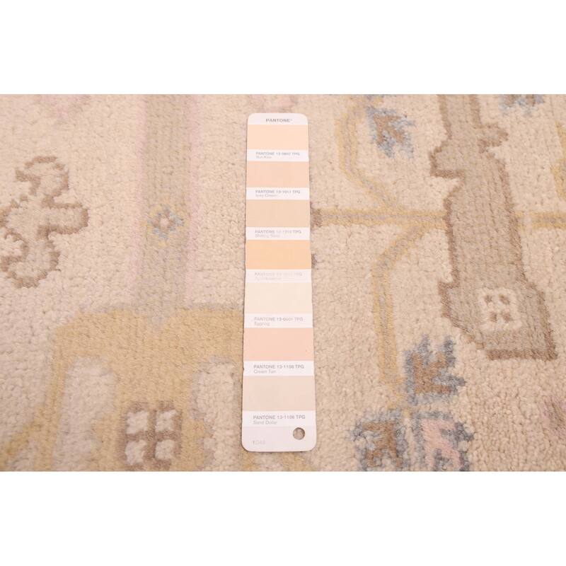 ECARPETGALLERY Hand-knotted Royal Oushak Ivory Wool Rug - 8'1 x 7'10